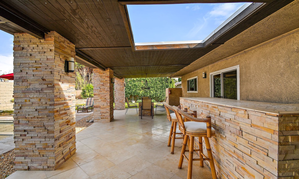 Racquet Club South House | Cozy Comfy Haven with Sparkling Pool & Hot Tub