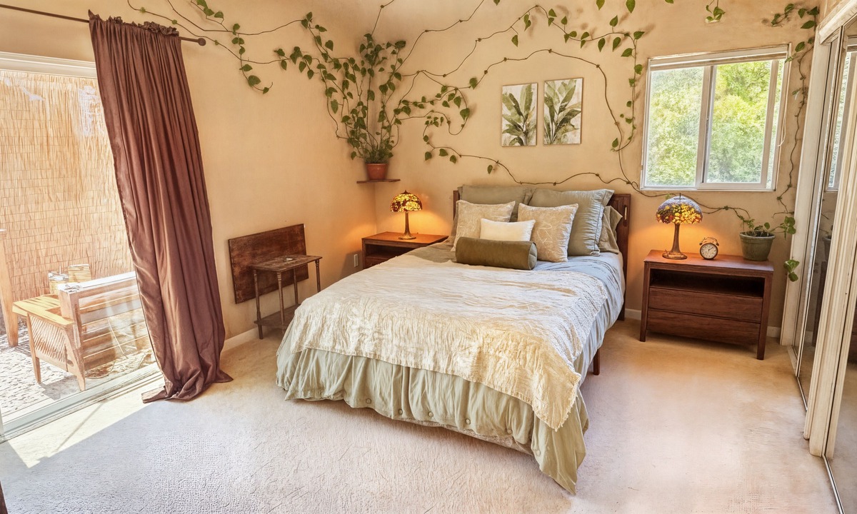 Alta Mesa House | Green Cozy House