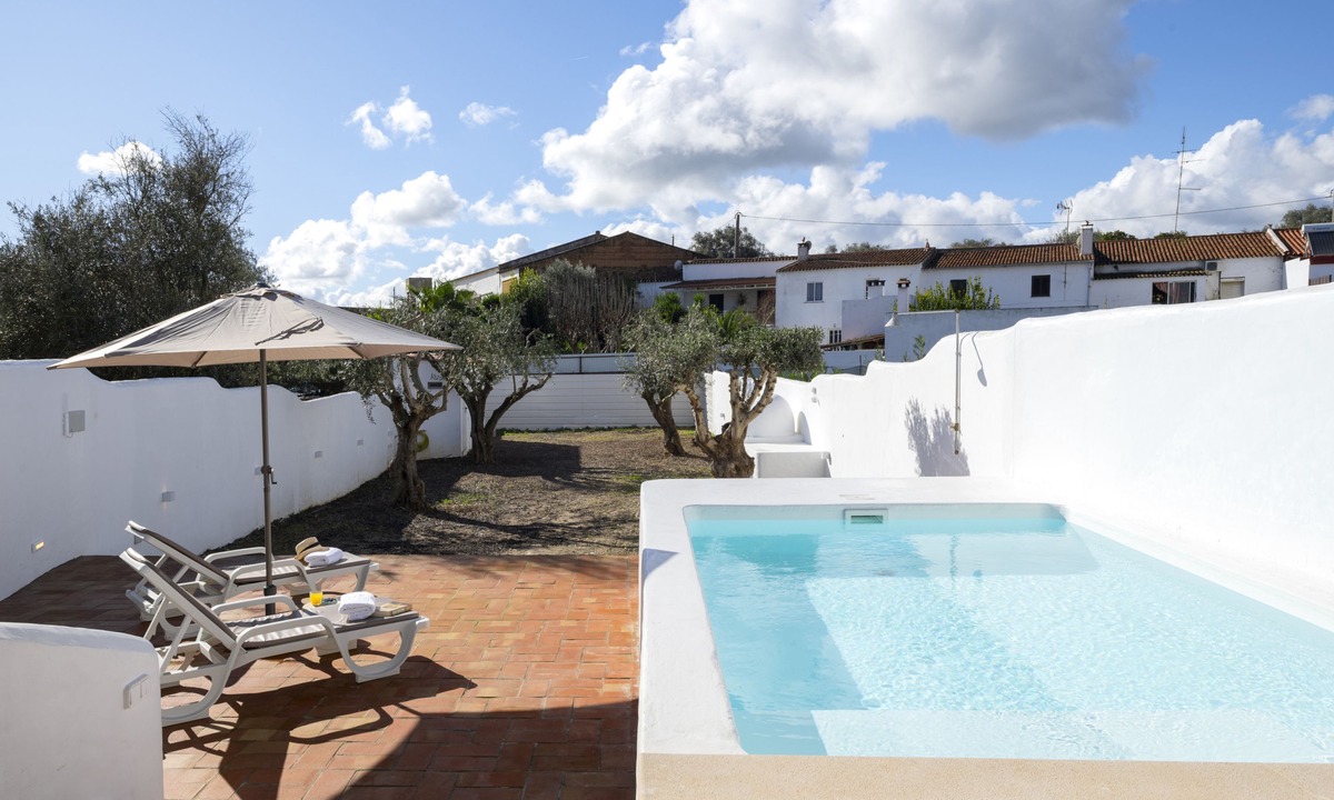 Salvada House | Casa Oliva Refúgio Rural Contemporâneo