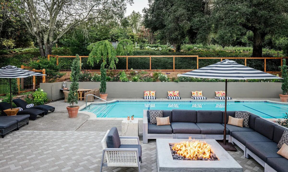 Healdsburg House | Luxurious Bungalow with Scenic Views & Garden Retreat Near Vineyards