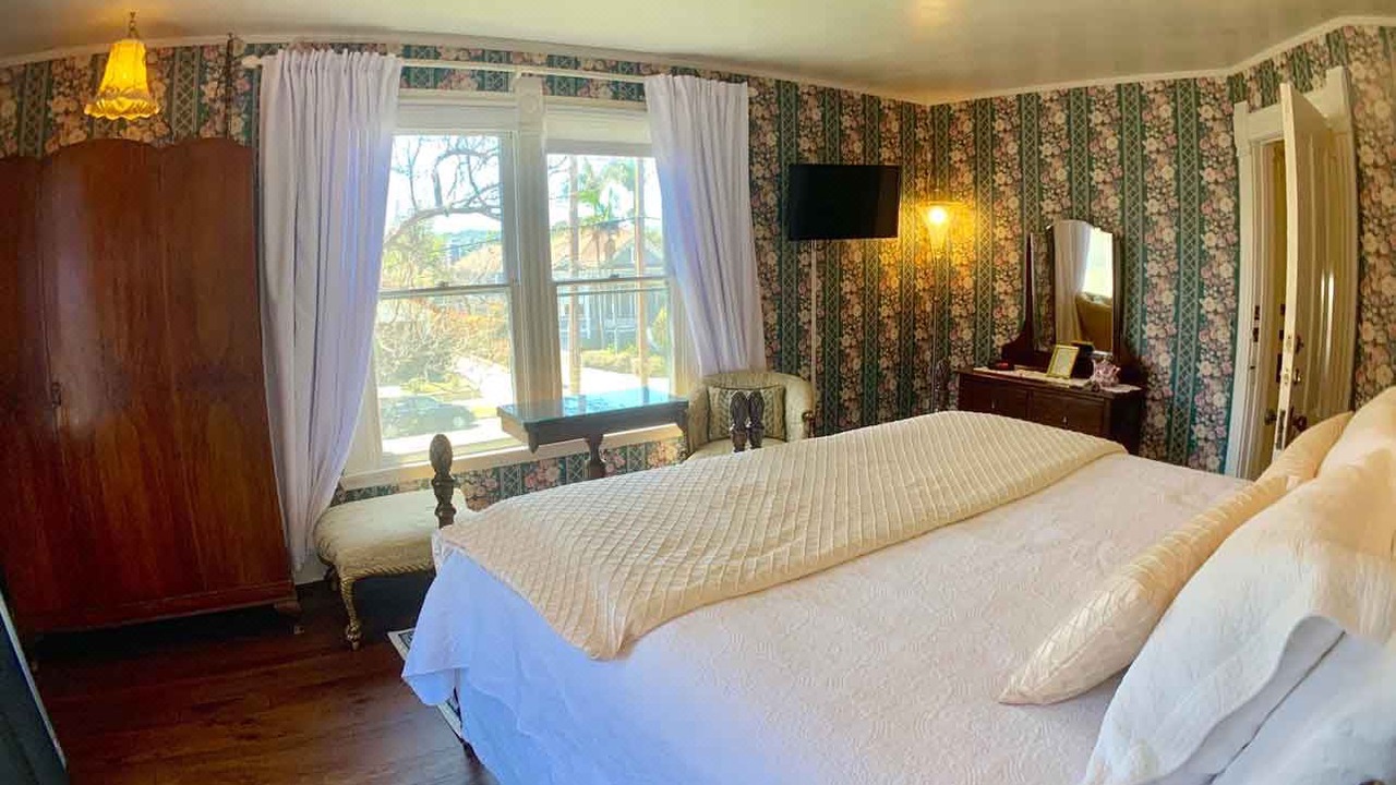 Photo of Bedroom in Oak Park