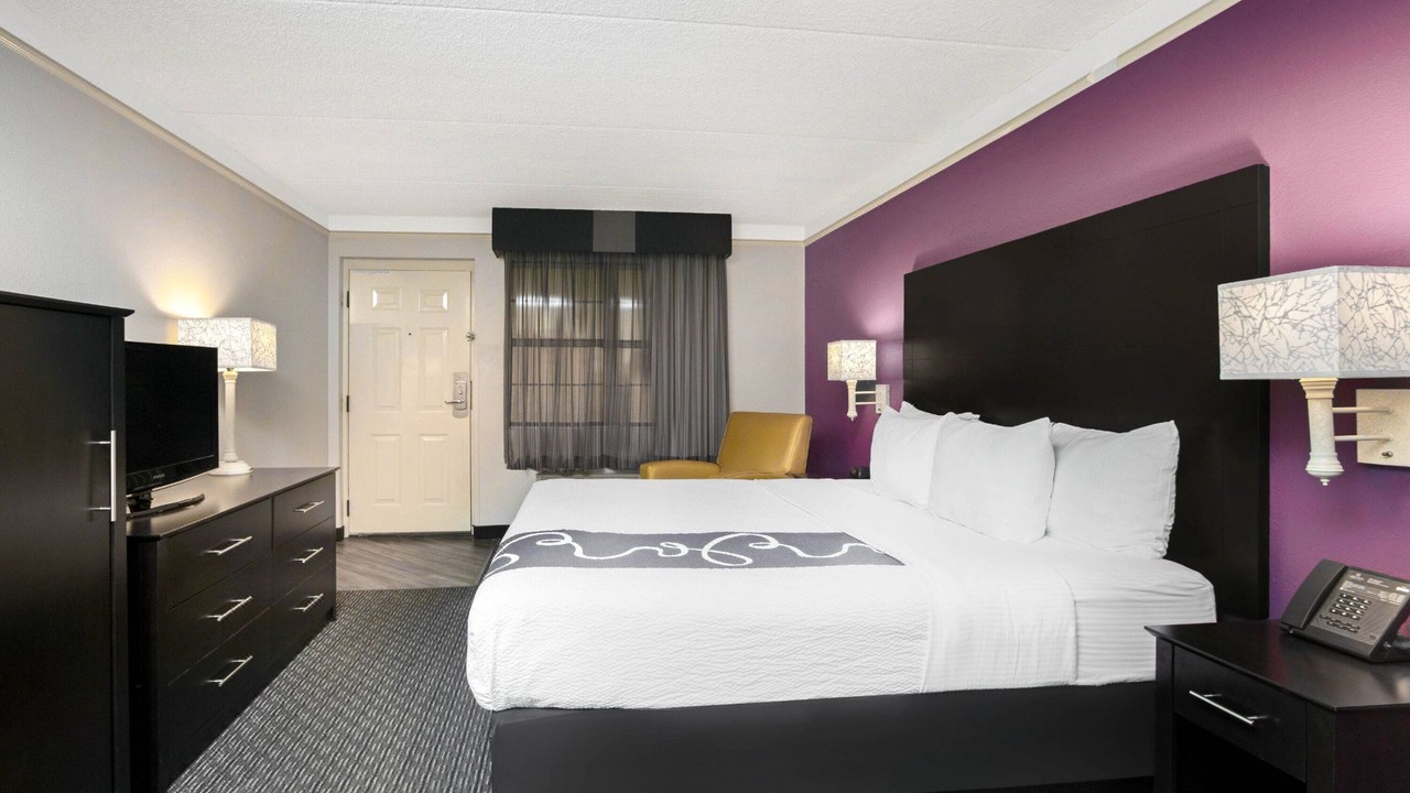 Photo of Bedroom in Downtown