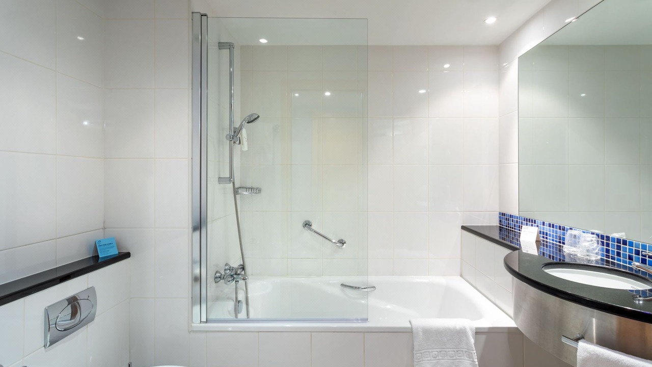 Photo of Bathroom in Paco De Arcos