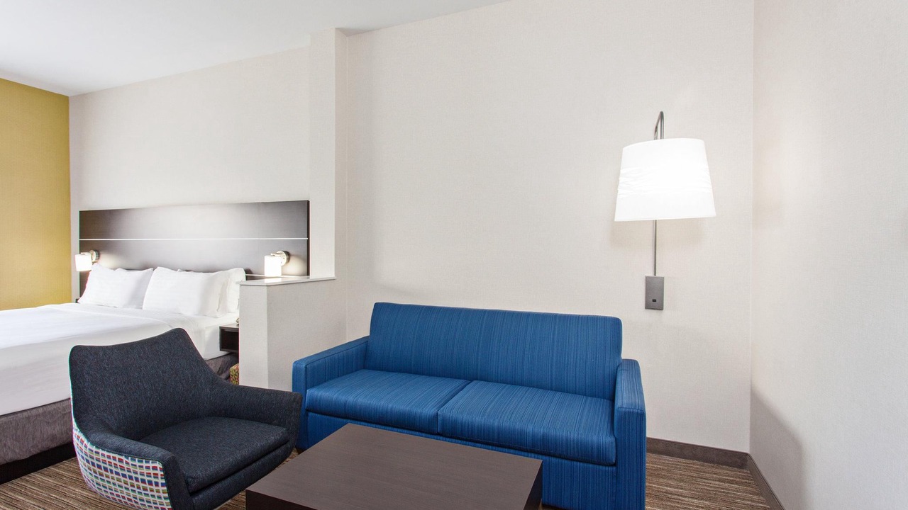 Photo of Livingroom in Oakland