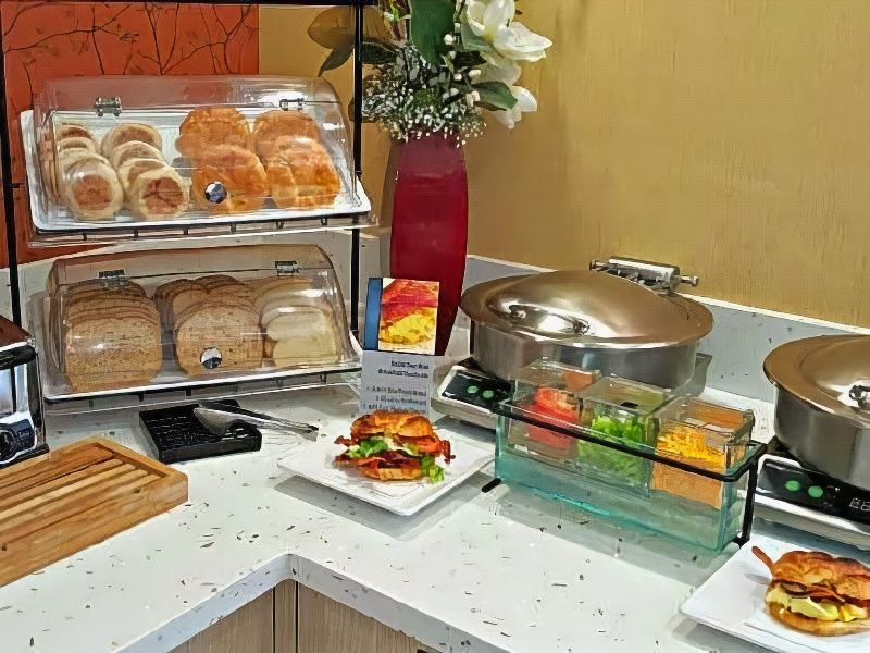 Photo of Kitchen in Roosevelt