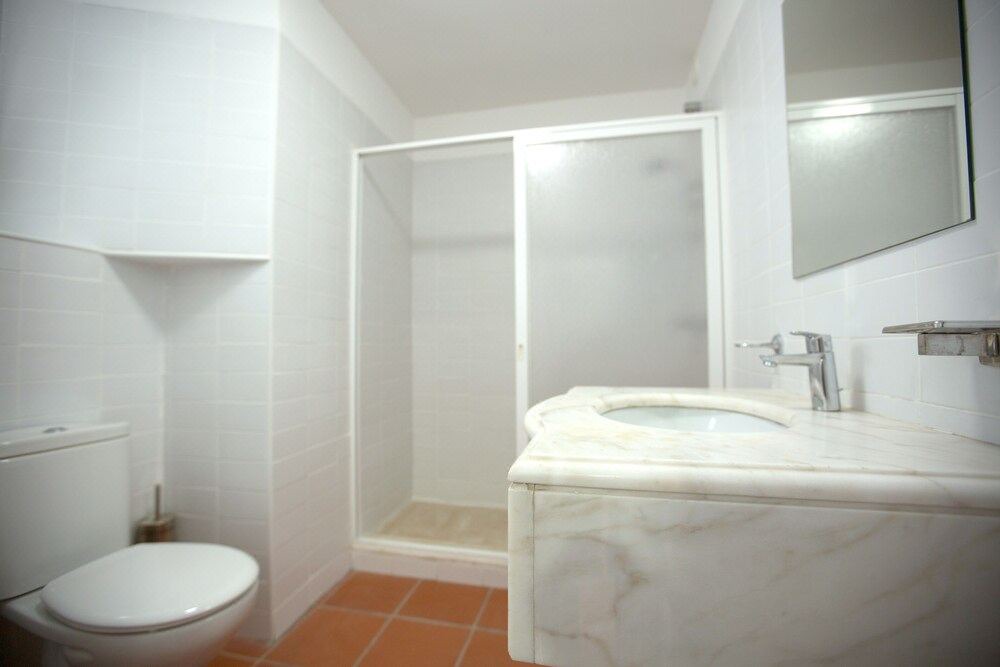 Photo of Bathroom in Evora