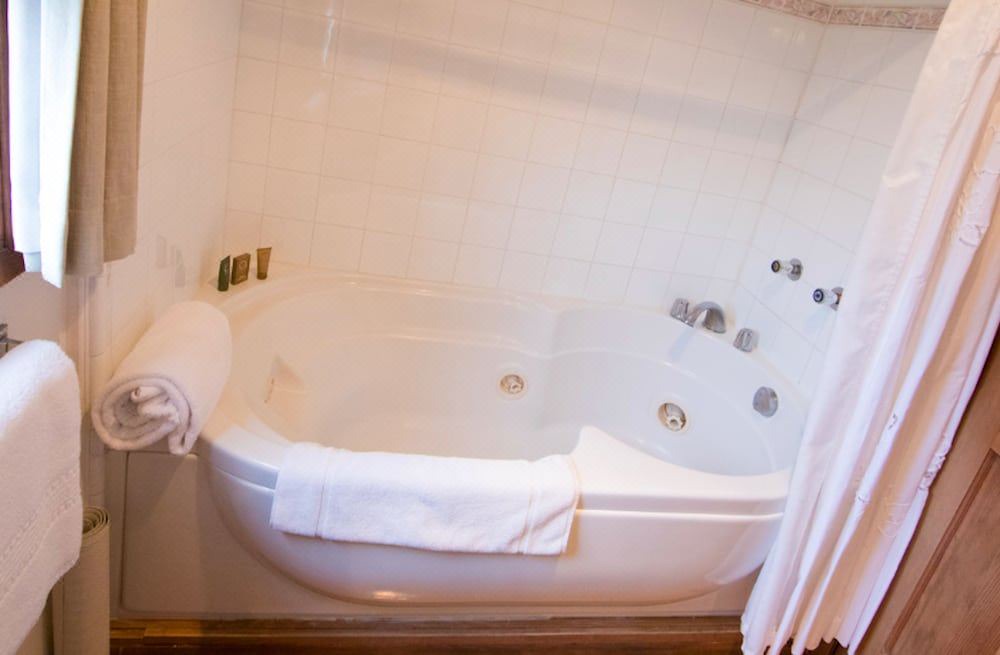 Photo of Bathroom in Oak Park