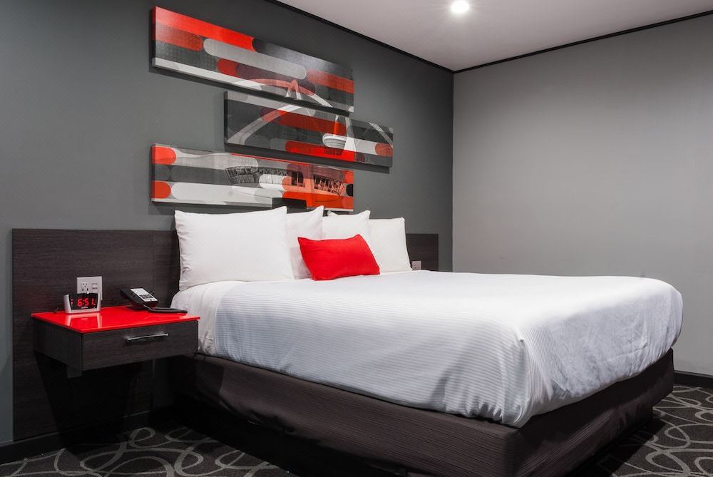 Photo of Bedroom in Lamanda Park