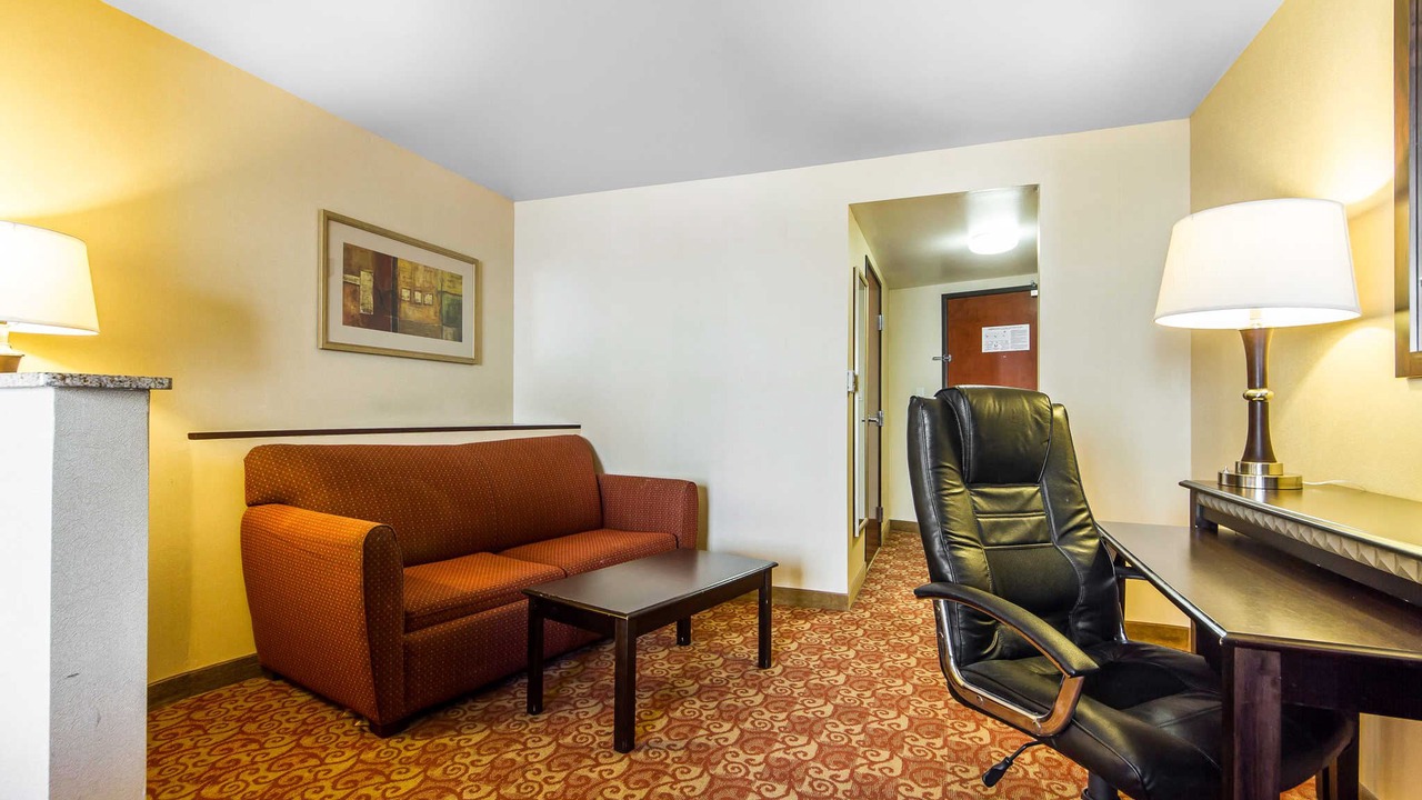 Photo of Livingroom in Nut Tree