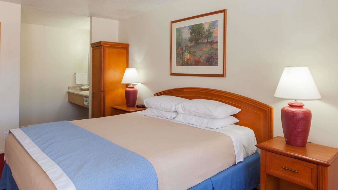 Photo of Bedroom in Castaic