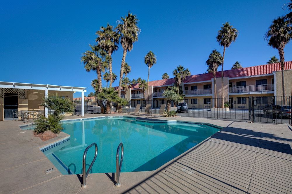 Photo of Outdoor in Nellis Air Force Base