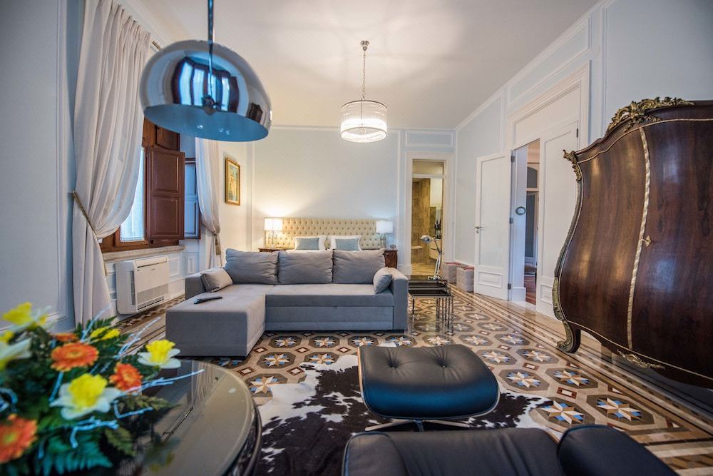 Photo of Livingroom in Eugaria