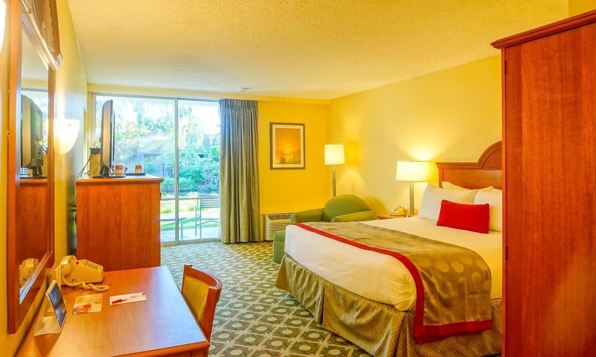 Photo of Bedroom in Santa Barbara