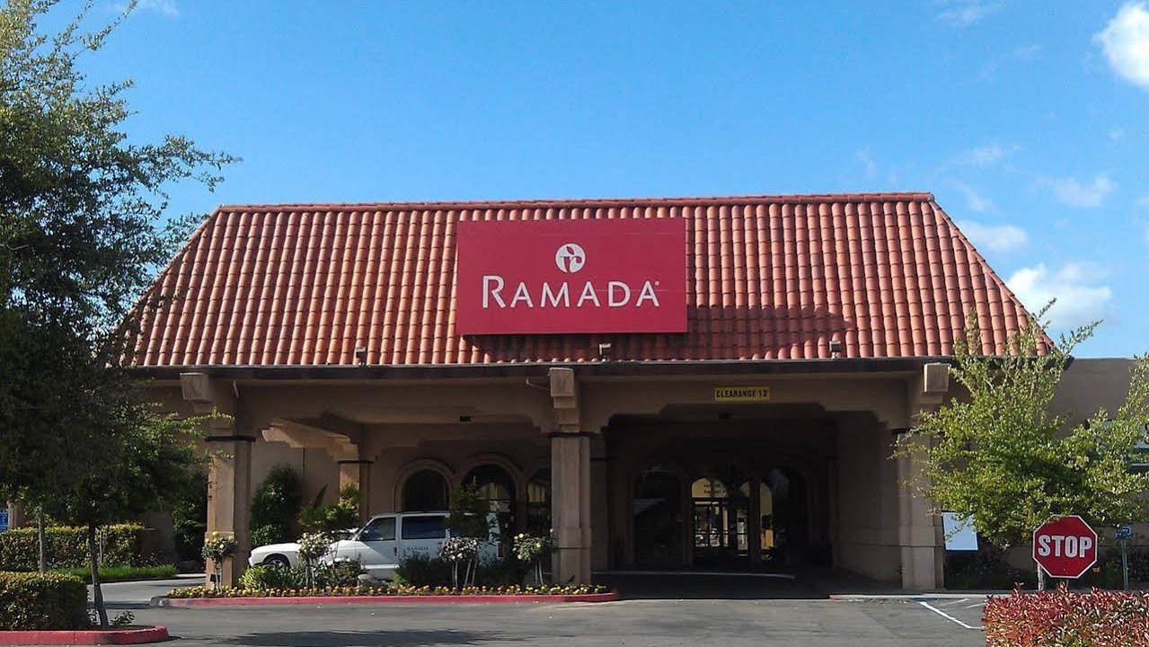 Photo of Buildings in Raisin
