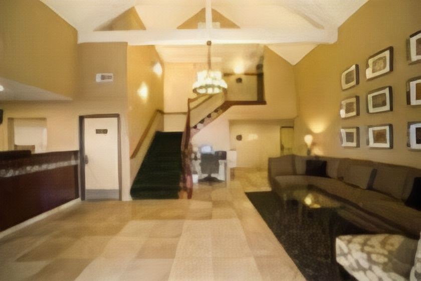Photo of Livingroom in Tulare