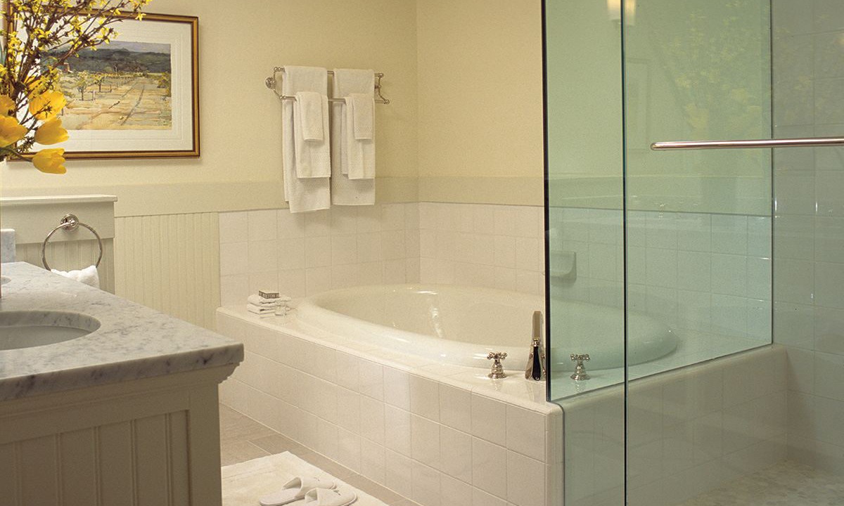Photo of Bathroom in Deer Park