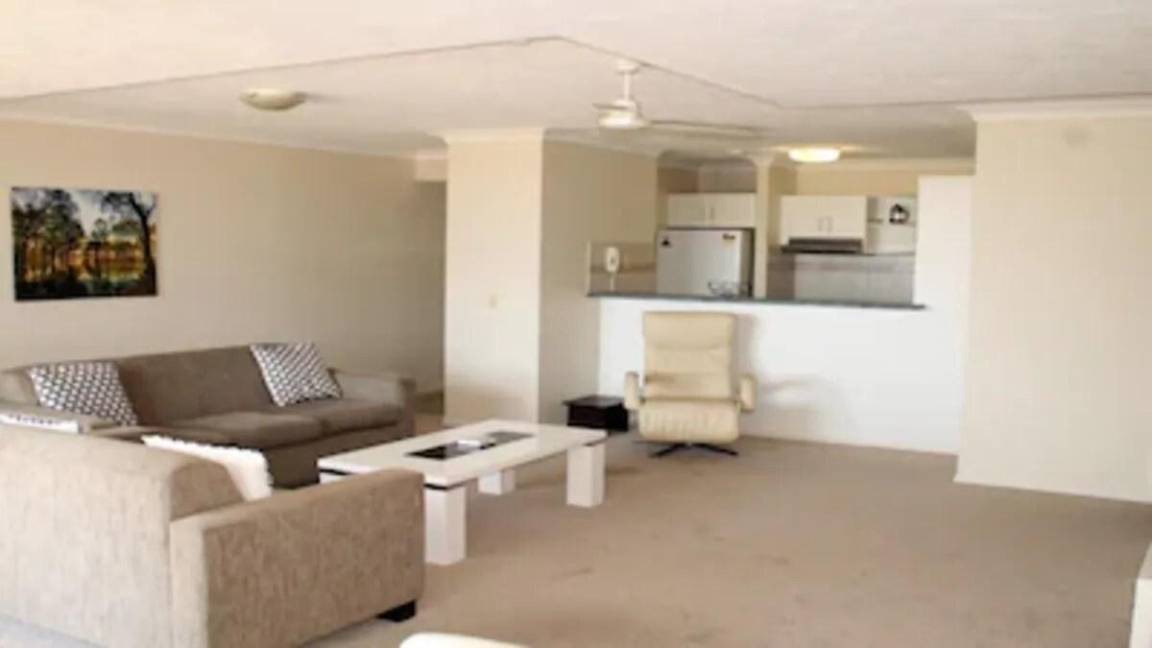 Photo of Livingroom in Burleigh Waters