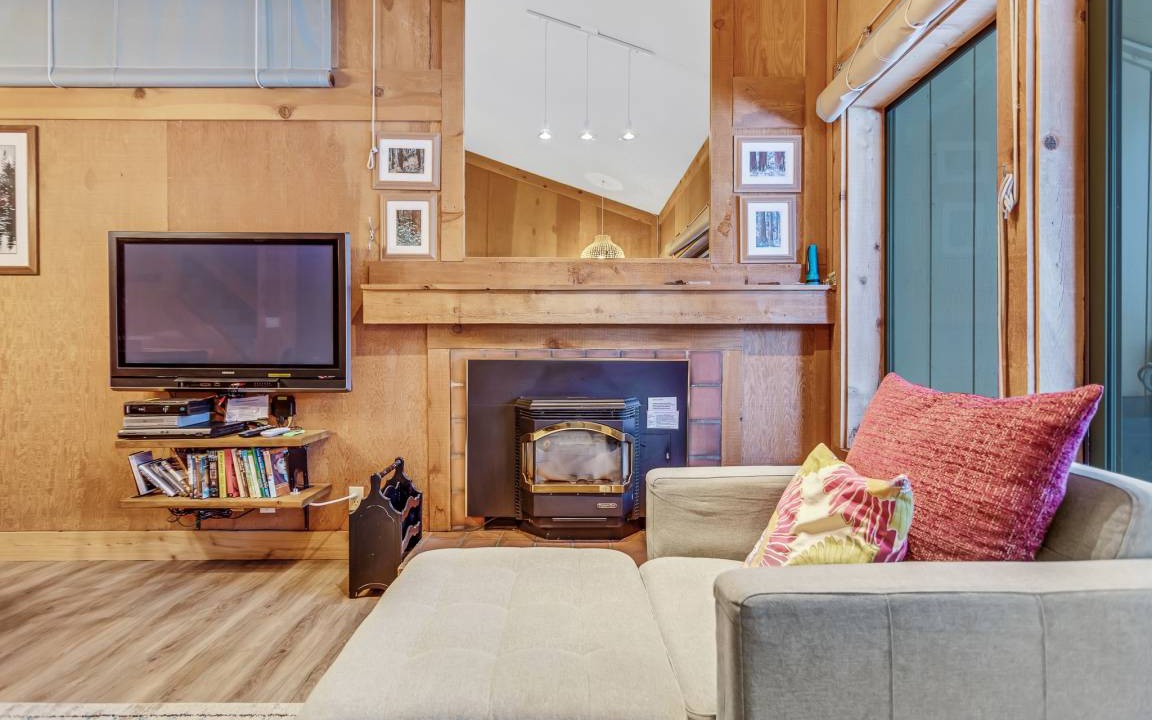 Photo of Livingroom in Bear Valley