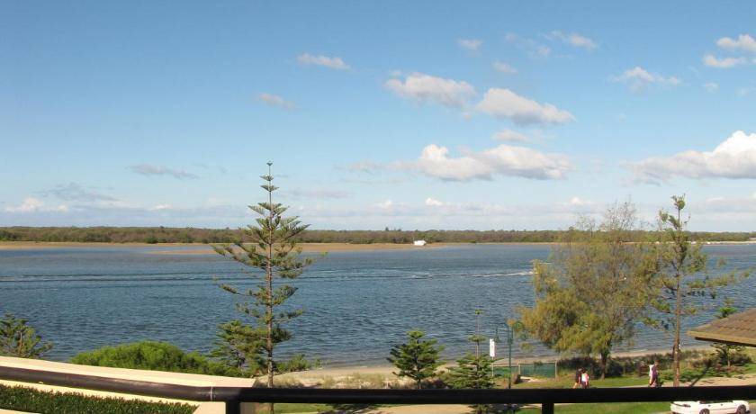 Photo of Others in Biggera Waters