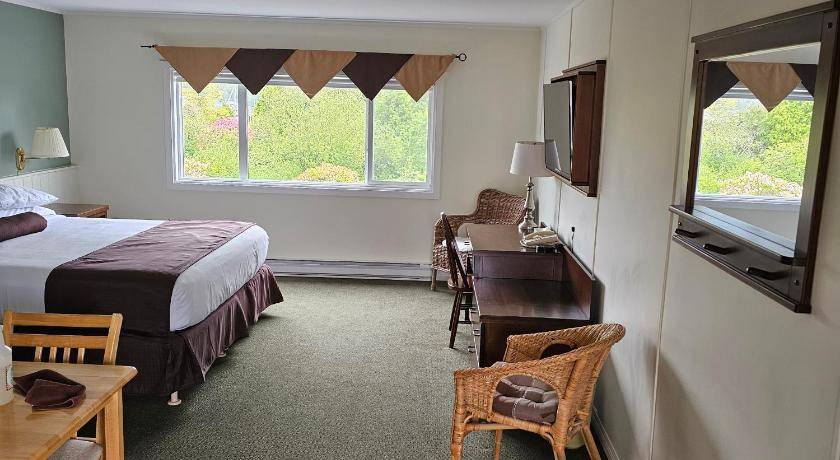 Photo of Bedroom in Ucluelet