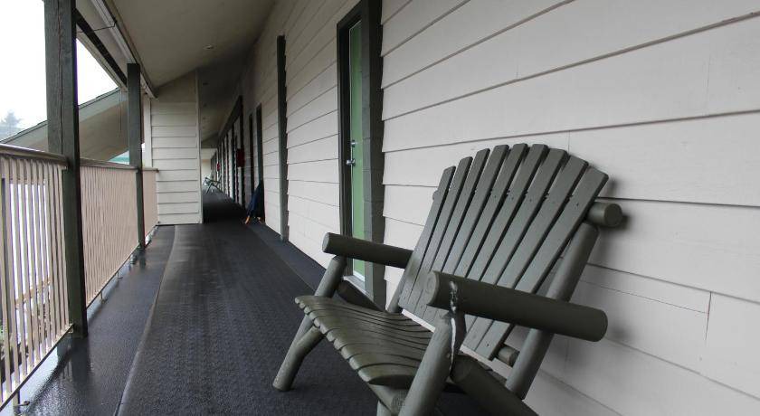 Photo of Patio Balcony in Ucluelet