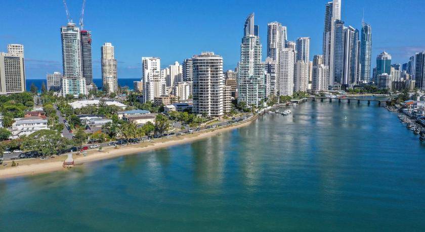 Photo of Others in Surfers Paradise