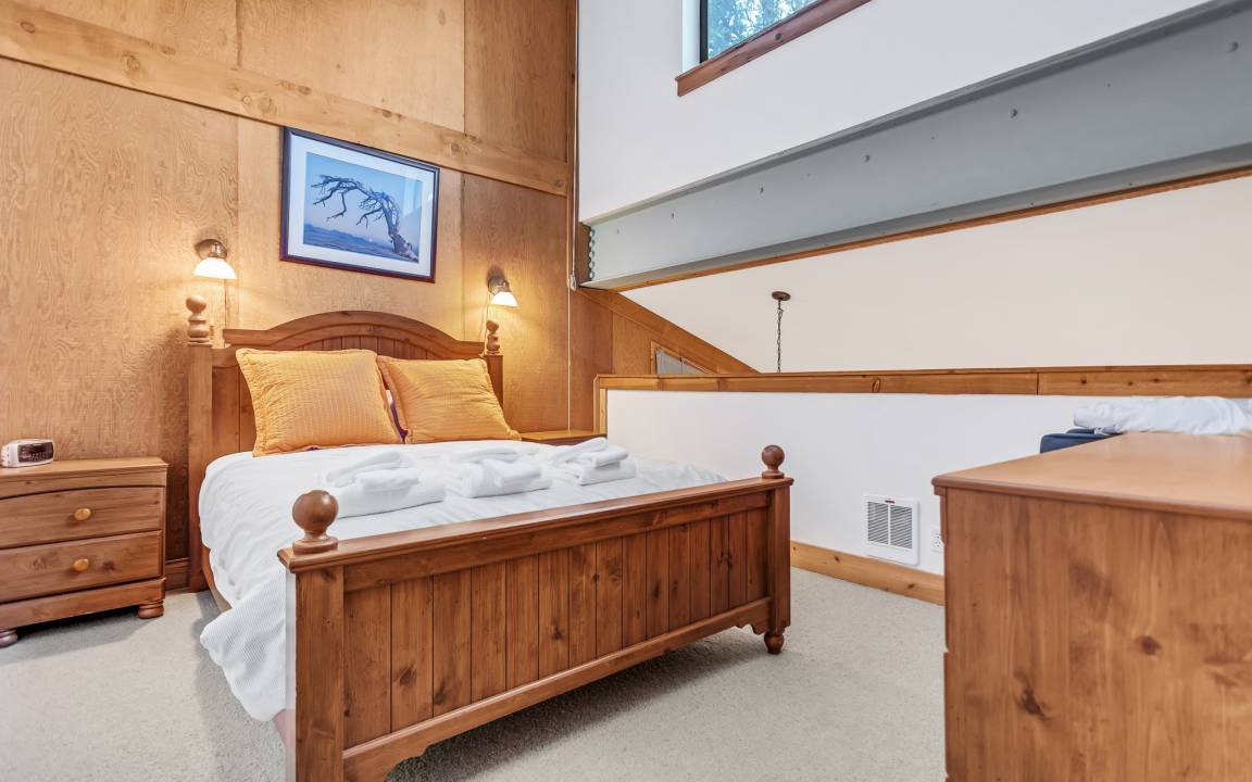 Photo of Bedroom in Bear Valley
