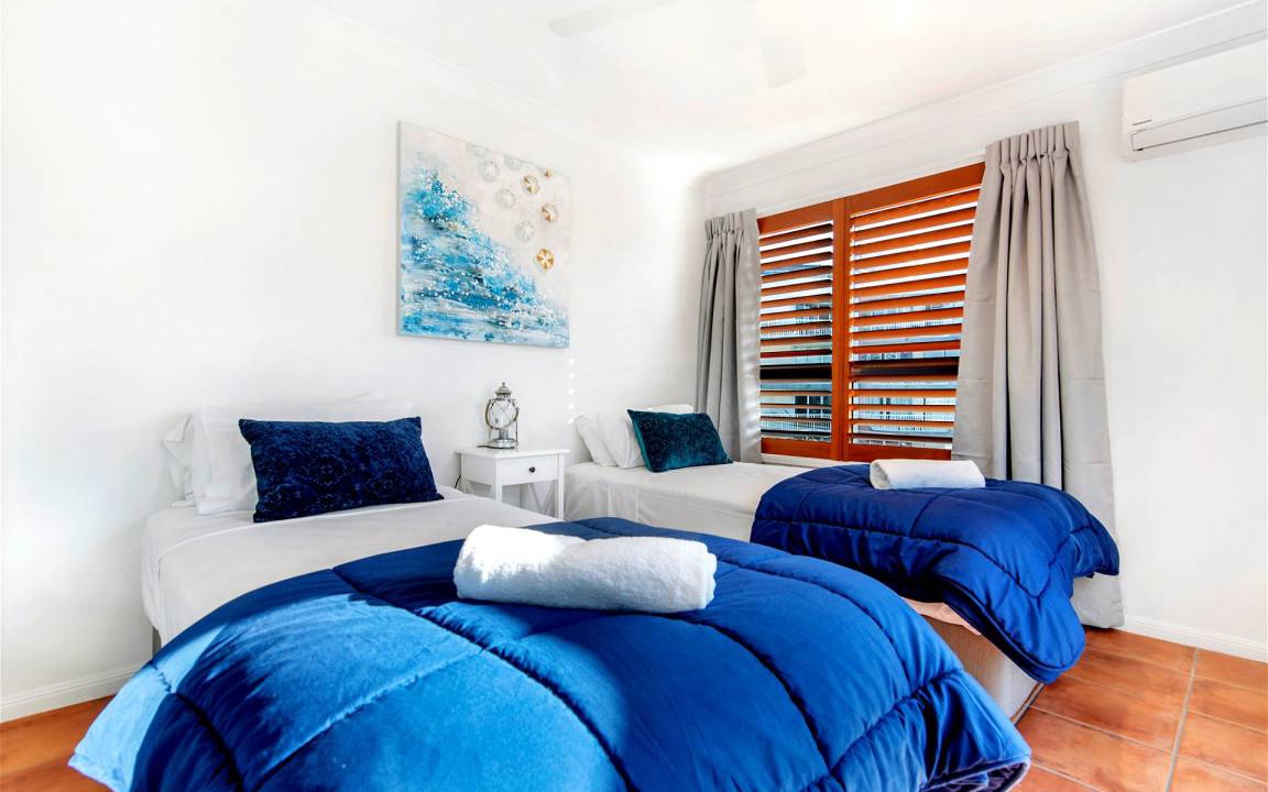 Photo of Bedroom in Mermaid Beach