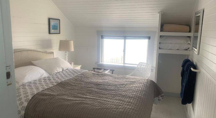 Photo of Bedroom in Tofino
