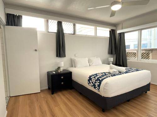Photo of Bedroom in Mermaid Beach