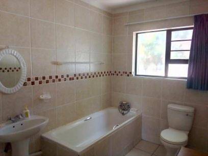 Photo of Bathroom in Aston Bay