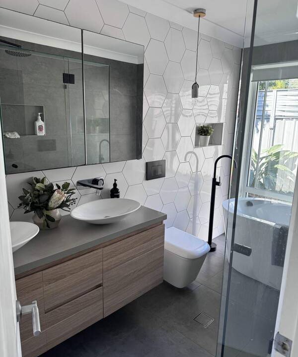 Photo of Bathroom in Mermaid Waters