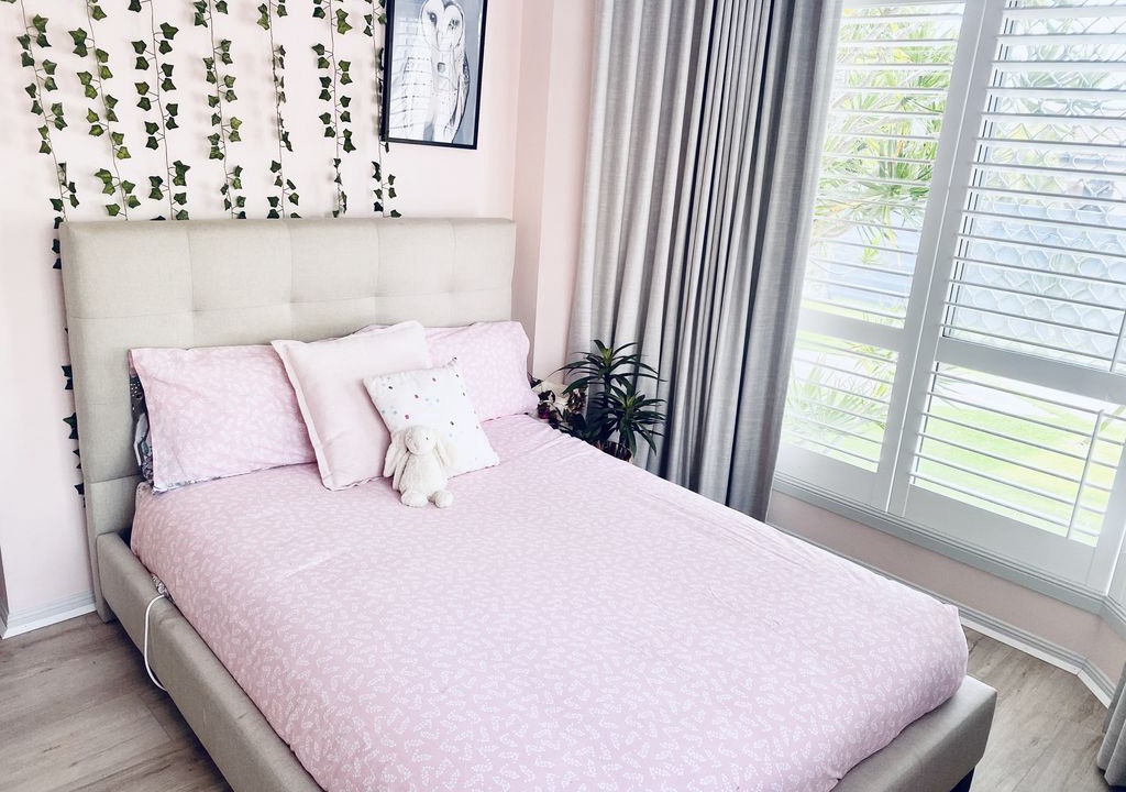 Photo of Bedroom in Mermaid Waters