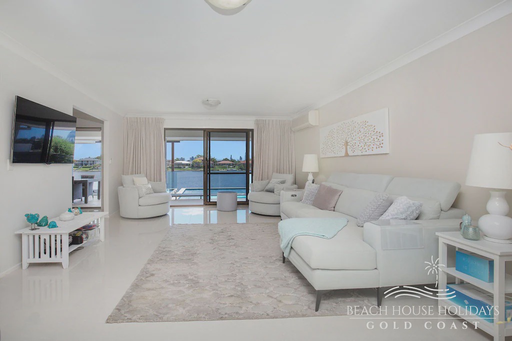 Photo of Livingroom in Mermaid Waters