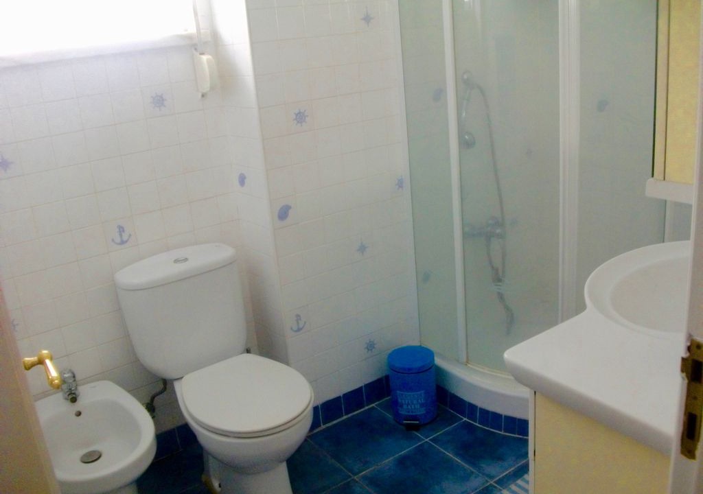 Photo of Bathroom in Cacilhas