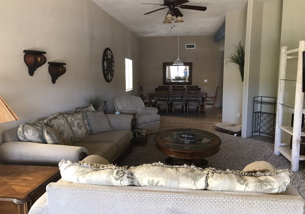 Photo of Livingroom in Parker Strip