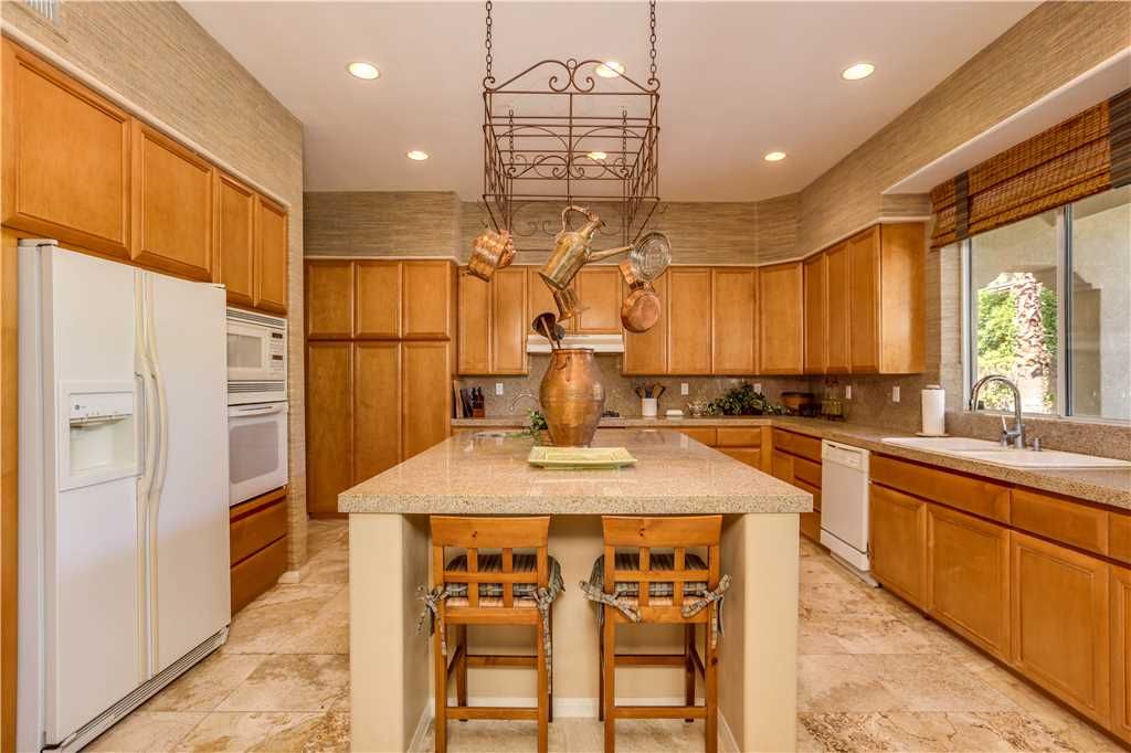 Photo of Kitchen in Sunrise Vista Chino