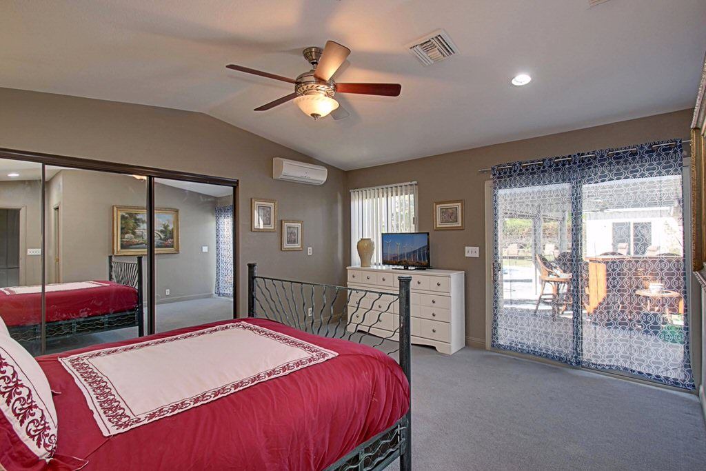 Photo of Bedroom in Racquet Club South