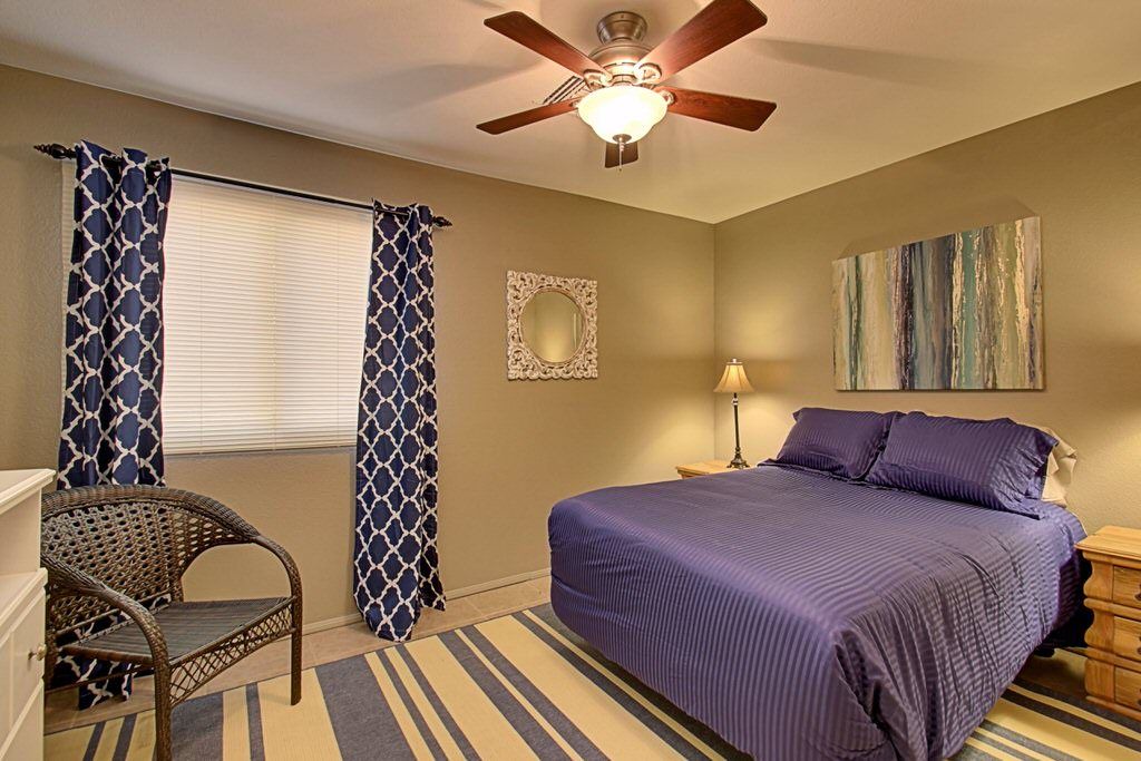 Photo of Bedroom in Racquet Club South