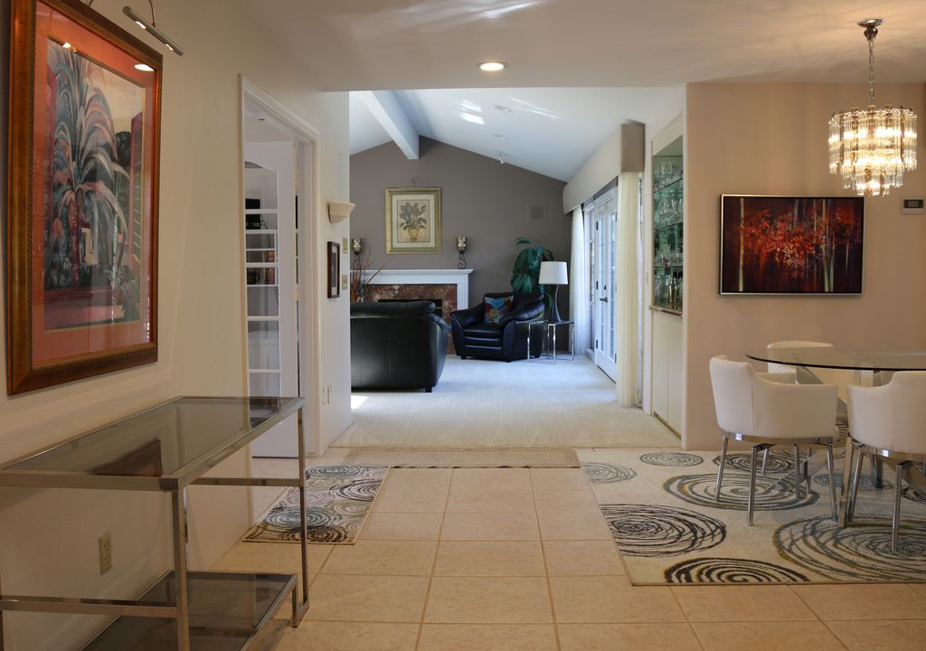Photo of Livingroom in Araby Commons