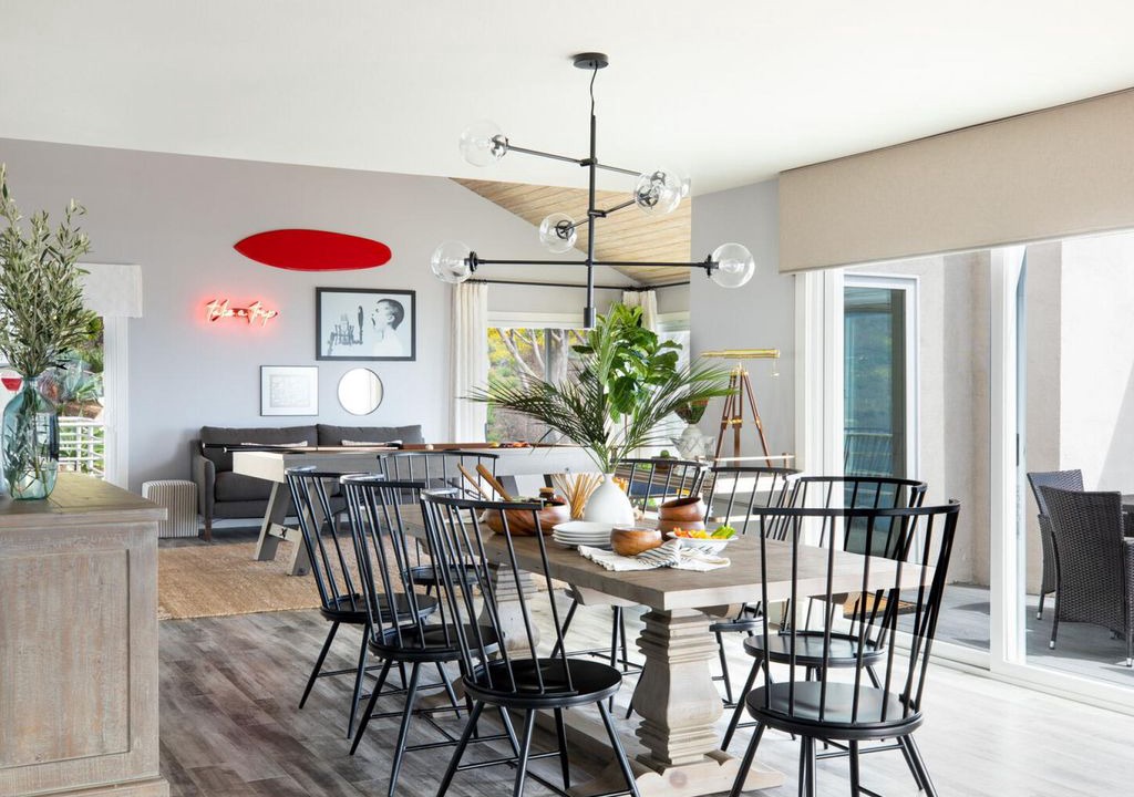 Photo of Livingroom in Western Malibu