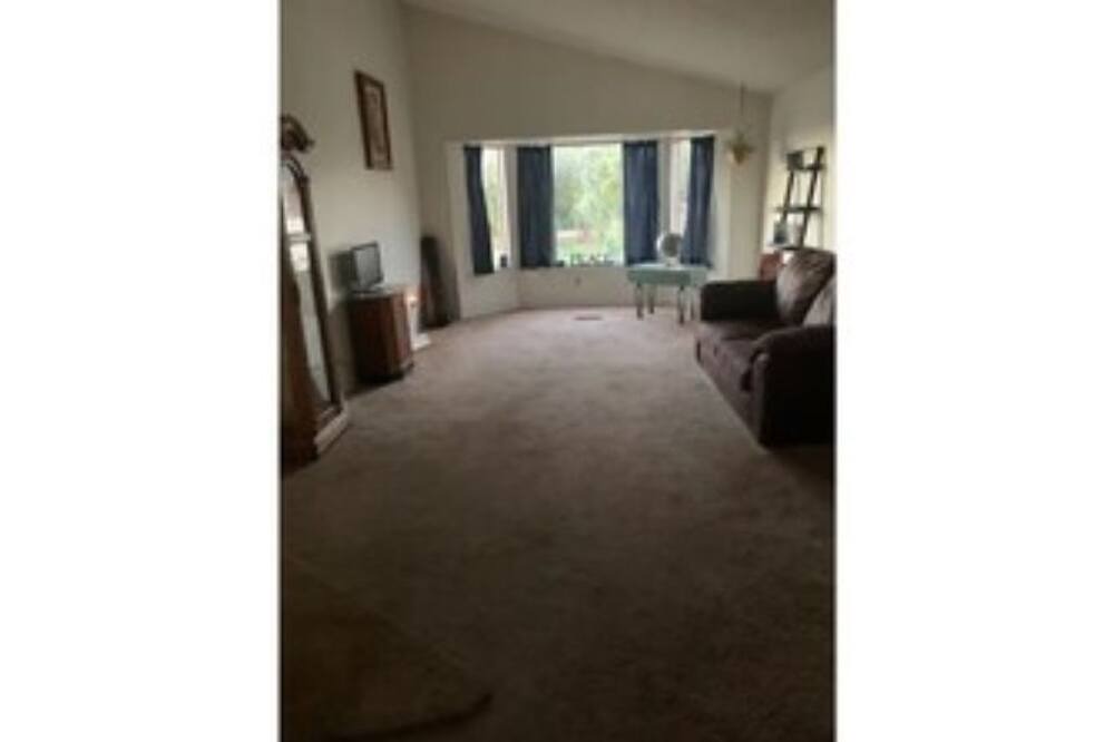 Photo of Bedroom in Northeast Reno