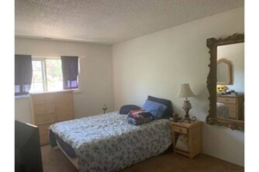 Photo of Bedroom in Northeast Reno
