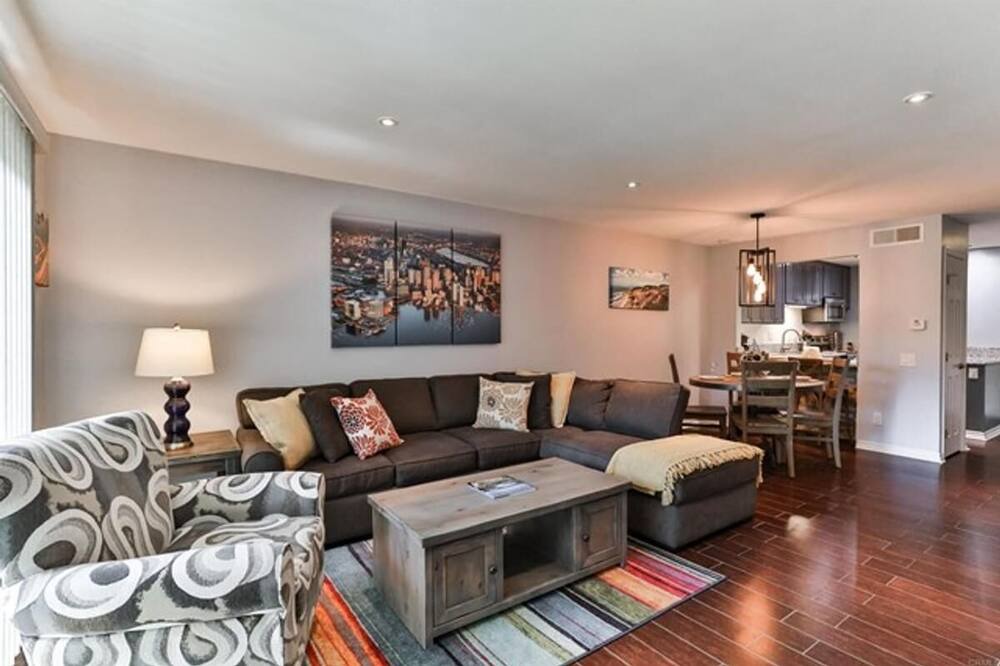 Photo of Livingroom in San Carlos