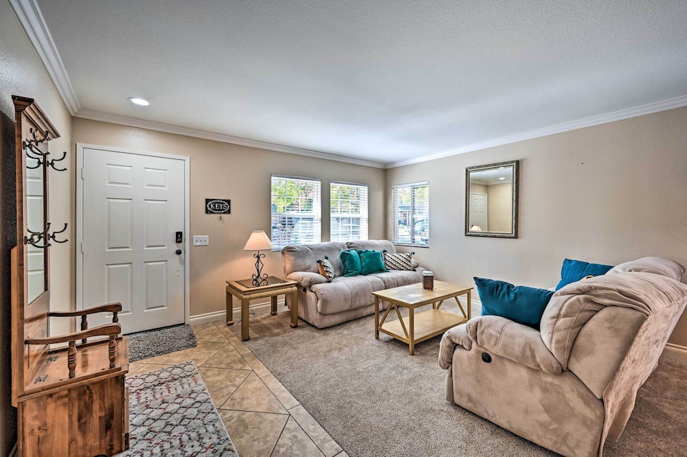 Photo of Bedroom in Ocean View Hills