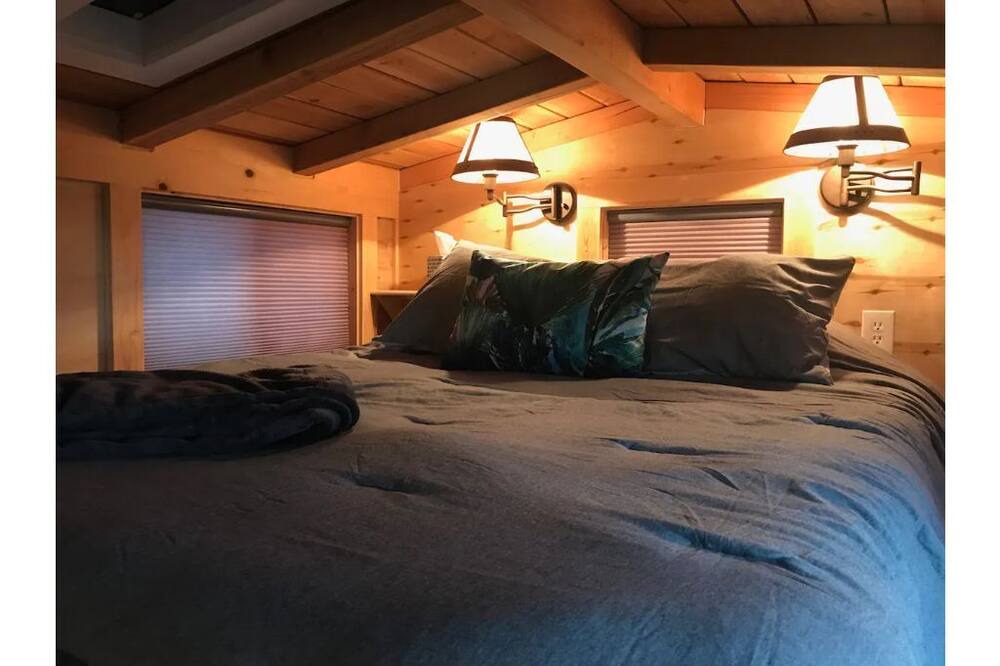 Photo of Bedroom in Callender