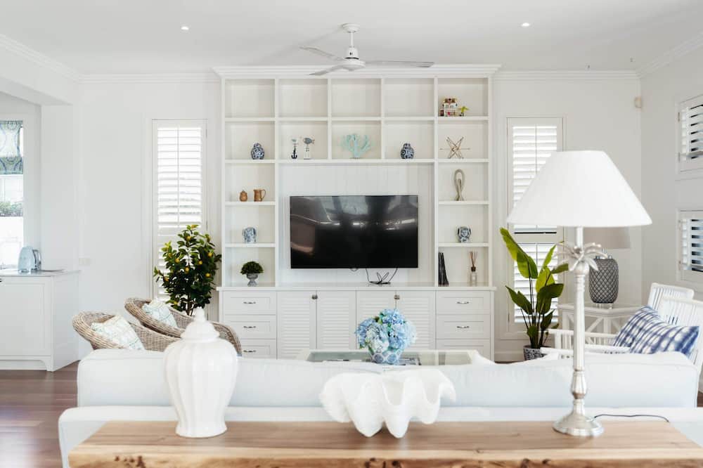 Photo of Bedroom in Paradise Point