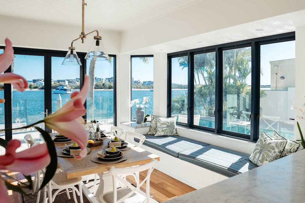 Photo of Bedroom in Paradise Point