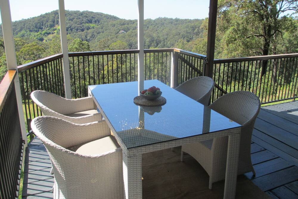 Photo of Patio Balcony in Bonogin