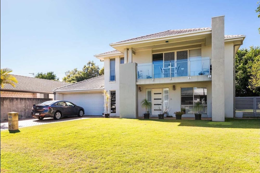 Photo of Outdoor in Biggera Waters